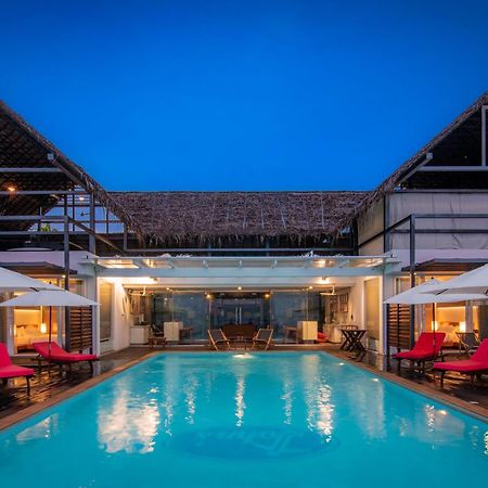 Stayvista At The Rain - River Villa With Infinity Pool Alappuzha Luaran gambar