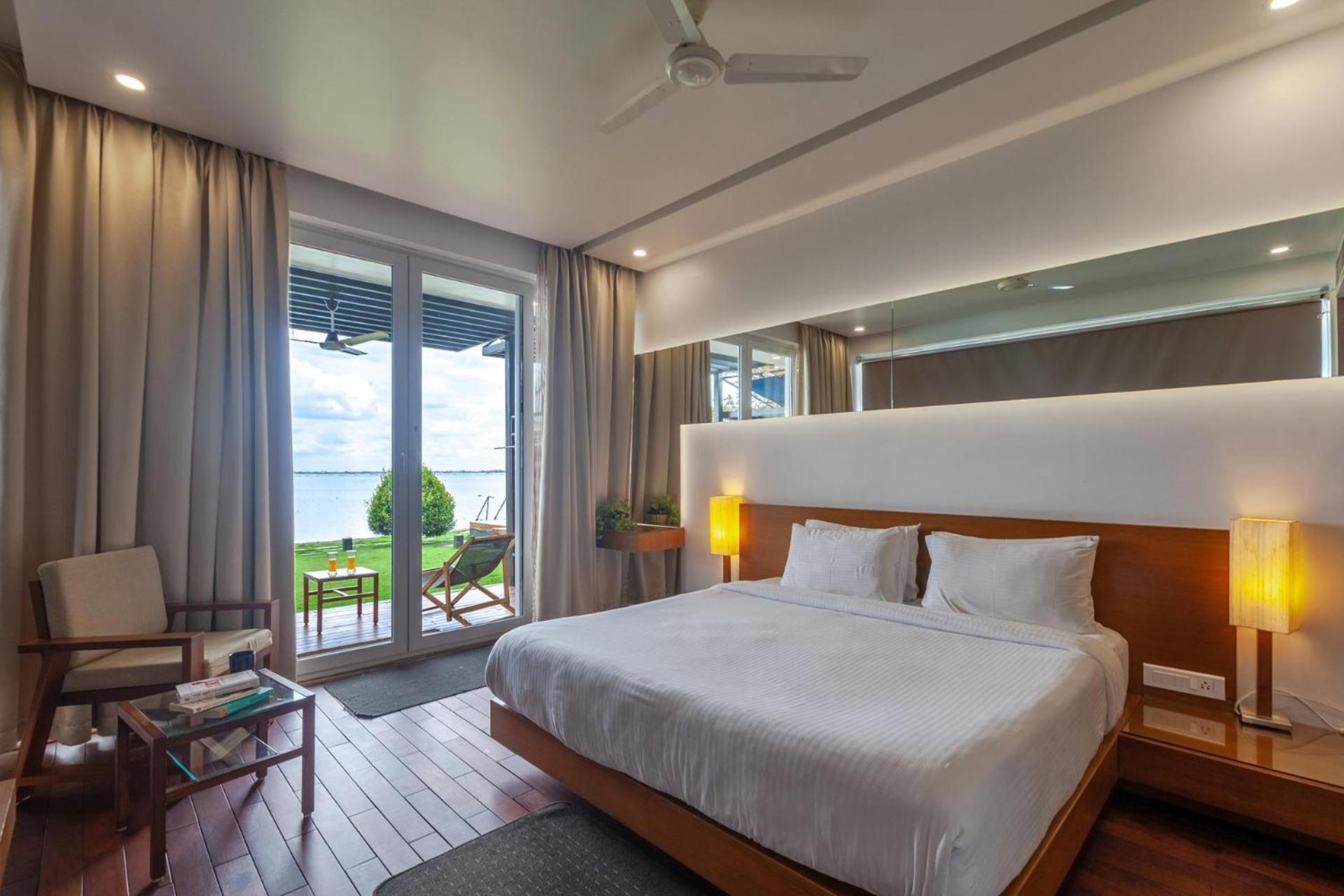 Stayvista At The Rain - River Villa With Infinity Pool Alappuzha Luaran gambar