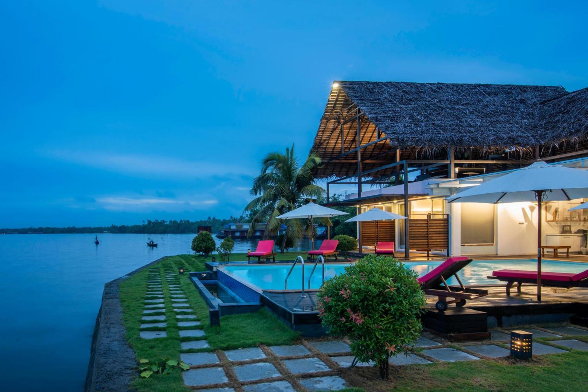 Stayvista At The Rain - River Villa With Infinity Pool Alappuzha Luaran gambar